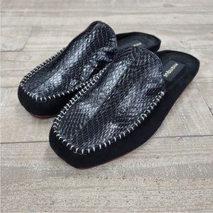 NWT Mystique Boutique Brown Snake Suede Mules+Dust bag/foam shoe trees Size 8